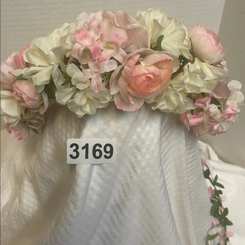 Powder pink hair garland